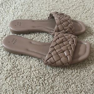 Tan sandals super comfortable!